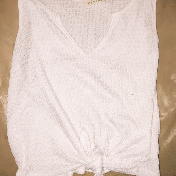 White crop knit tank - Picture 1 of 1